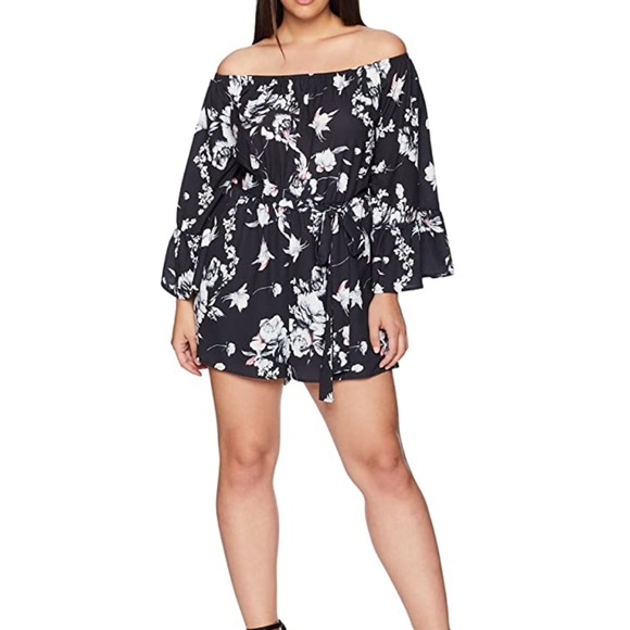 City Chic Pants - City chic plus size xl-22  Cute romper,black and flower pattern.Controuble flowe